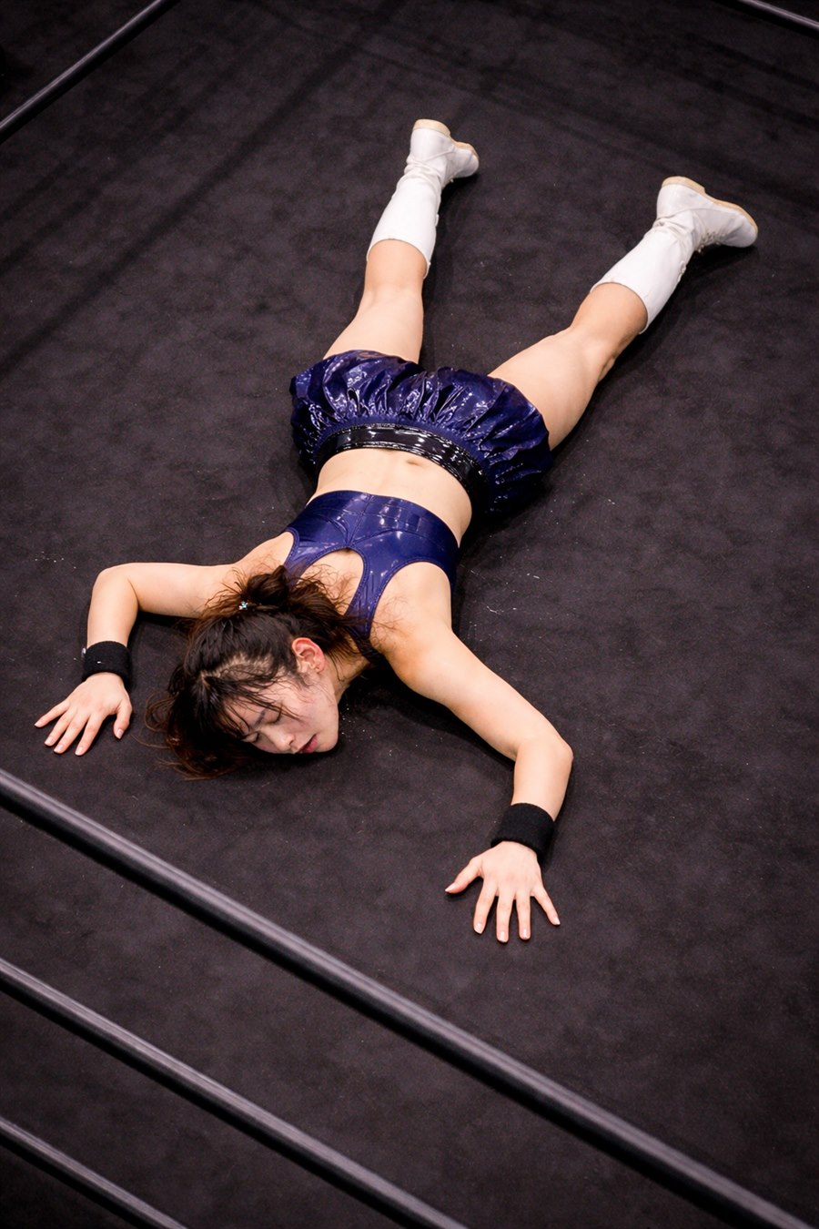 sprawled